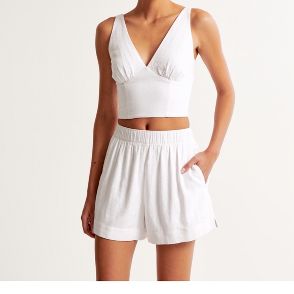 Linen-Blend Pull-On Short - Picture 4 of 7